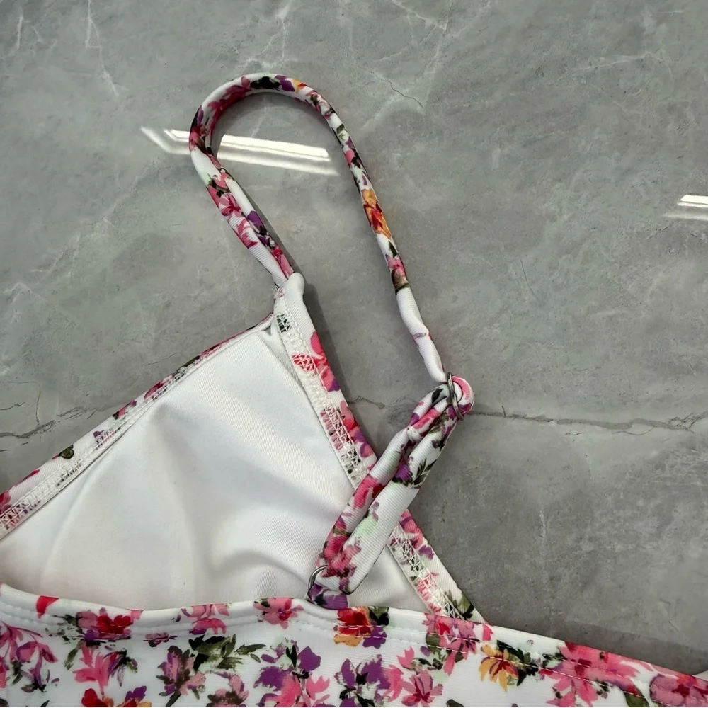 Women’s Aeropostale Ditsy Floral Bikini Cutout High Waisted Scoop Neck Small - Picture 8 of 16